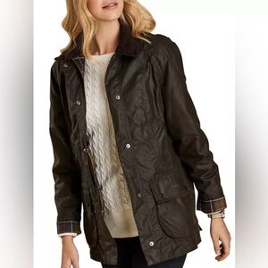 NWT Barbour Women's Classic Beadnell Wax Jacket - US6